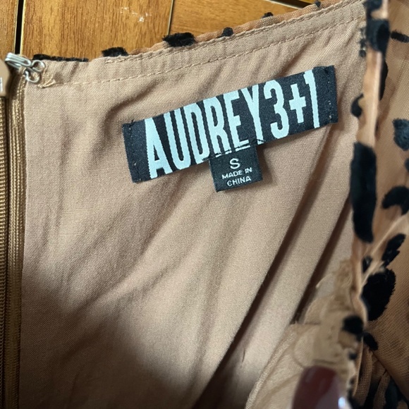 Leopard mini dress - Picture 2 of 3